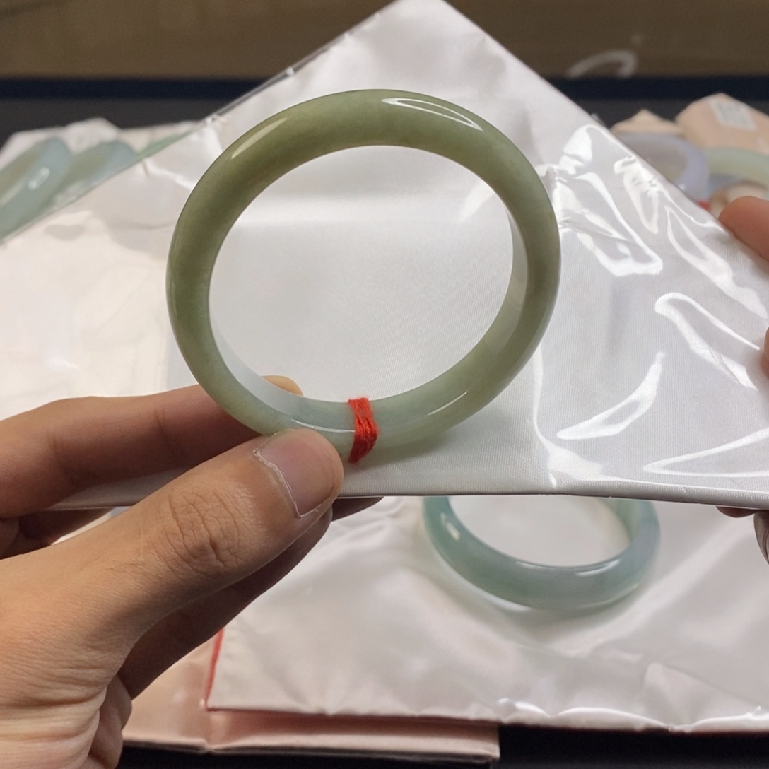 翡翠未镶嵌手镯翡翠手镯老油青56