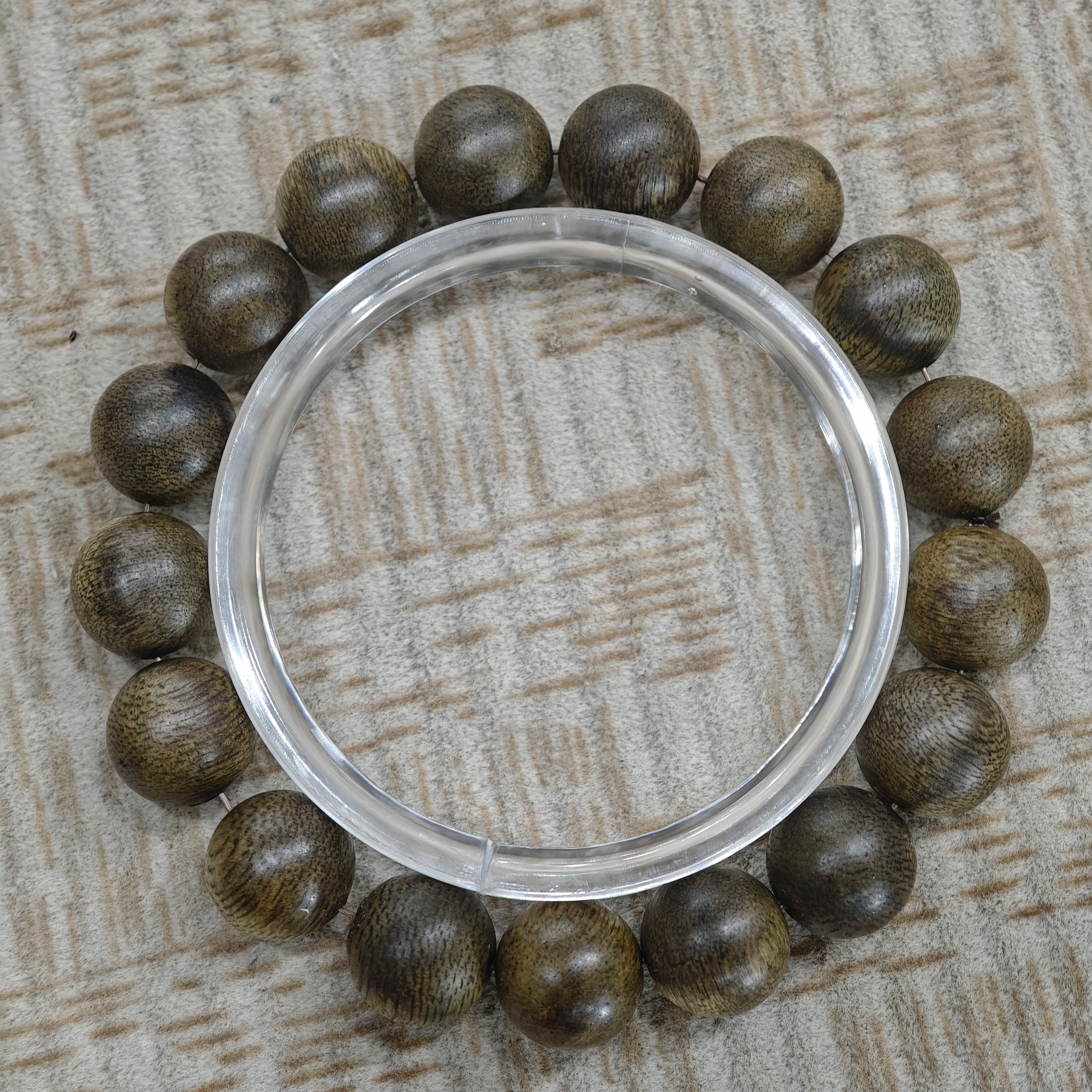 沉香海南沉香1.2cm圆珠手串  008245