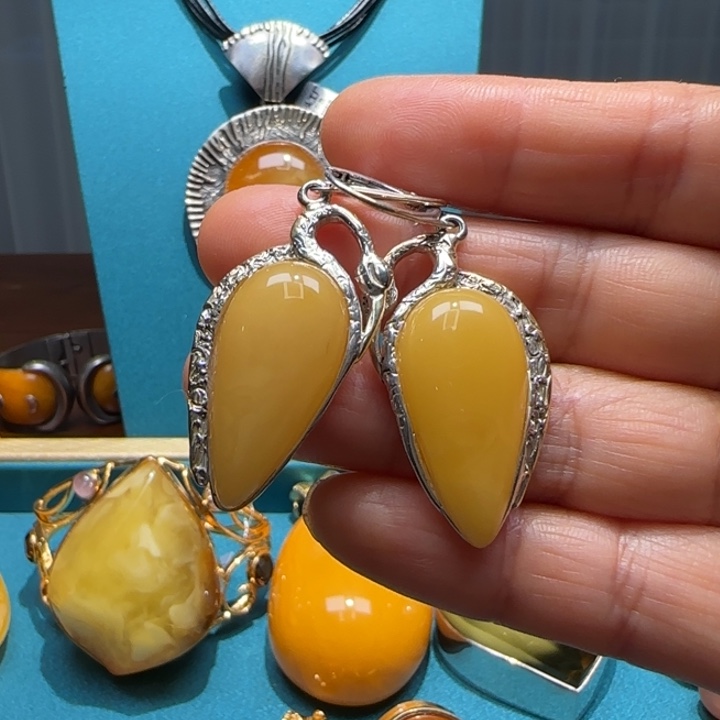 琥珀未镶嵌耳饰波兰设计款琥珀蜜蜡