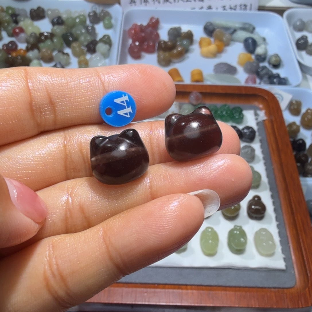 和田玉未镶嵌珠宝奇石