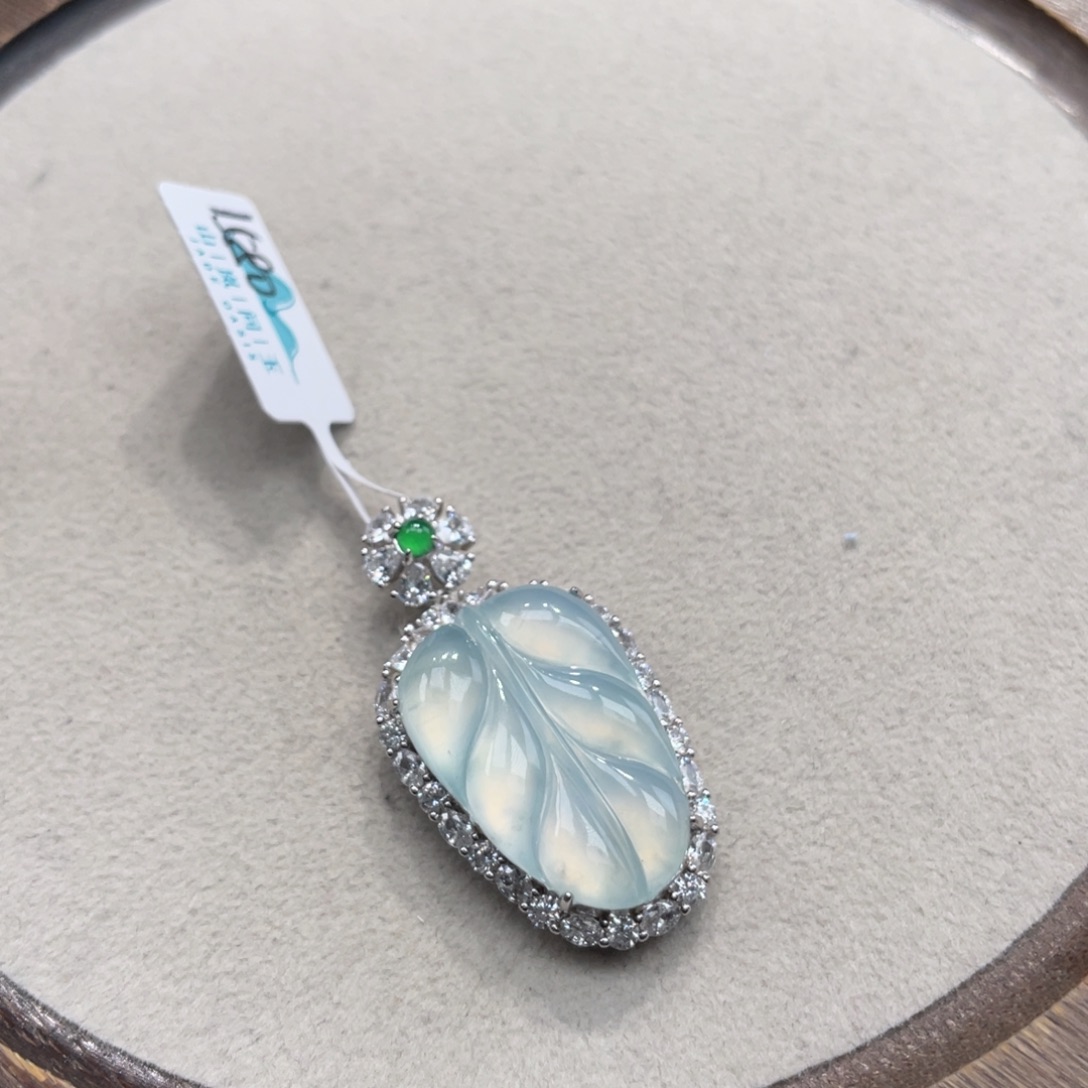 翡翠银S925镶嵌颈饰