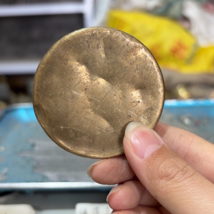 887 铜器物品理性消费