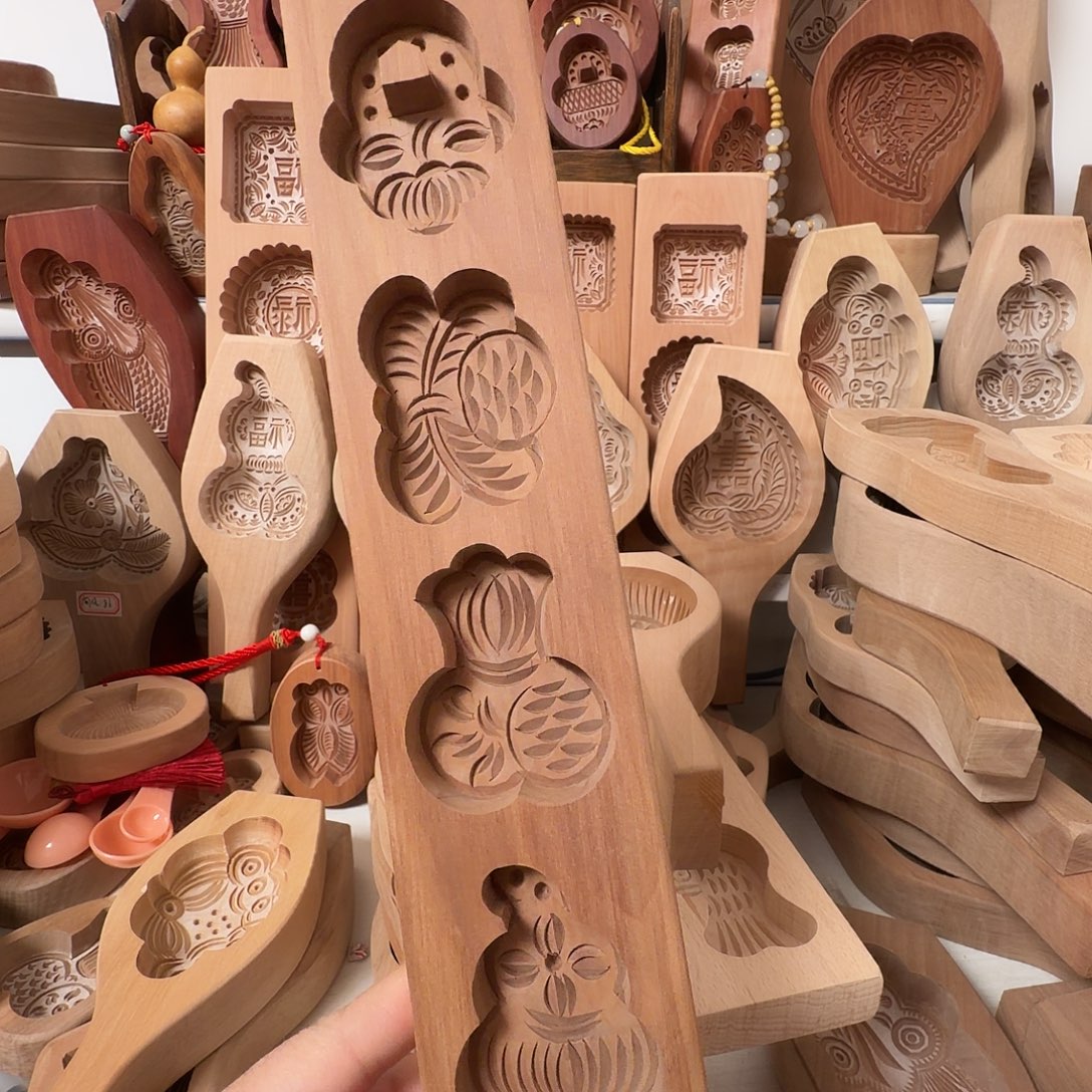 梨木微瑕四孔模具梨木