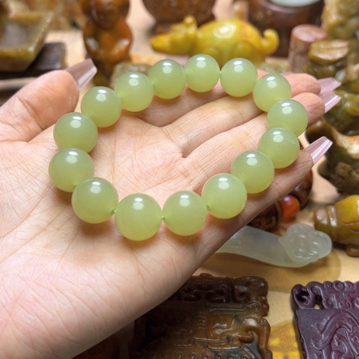 【闪购商品】蛇纹石玉颈饰未镶嵌