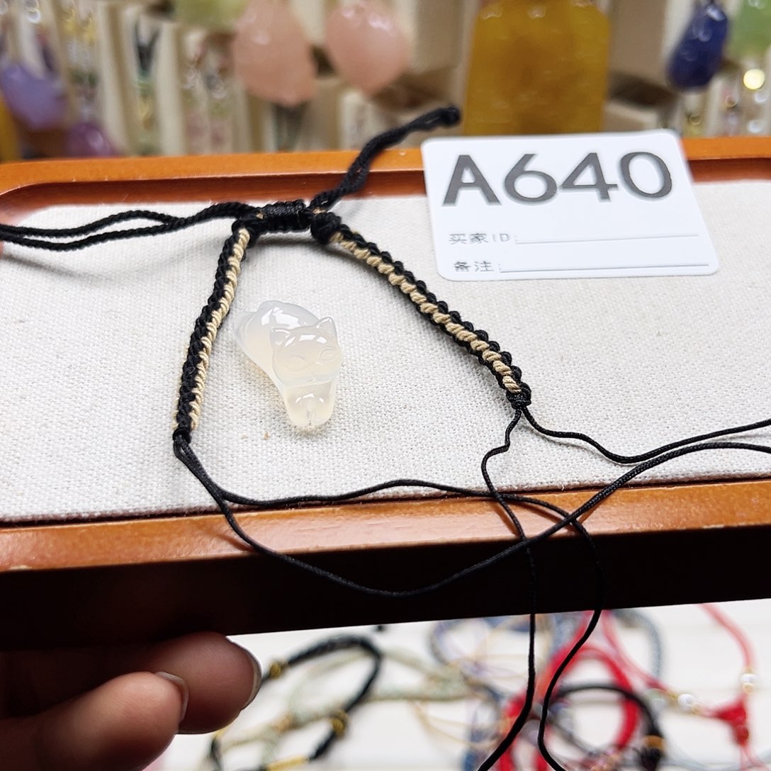 修***承合金颈饰玛瑙/玉髓