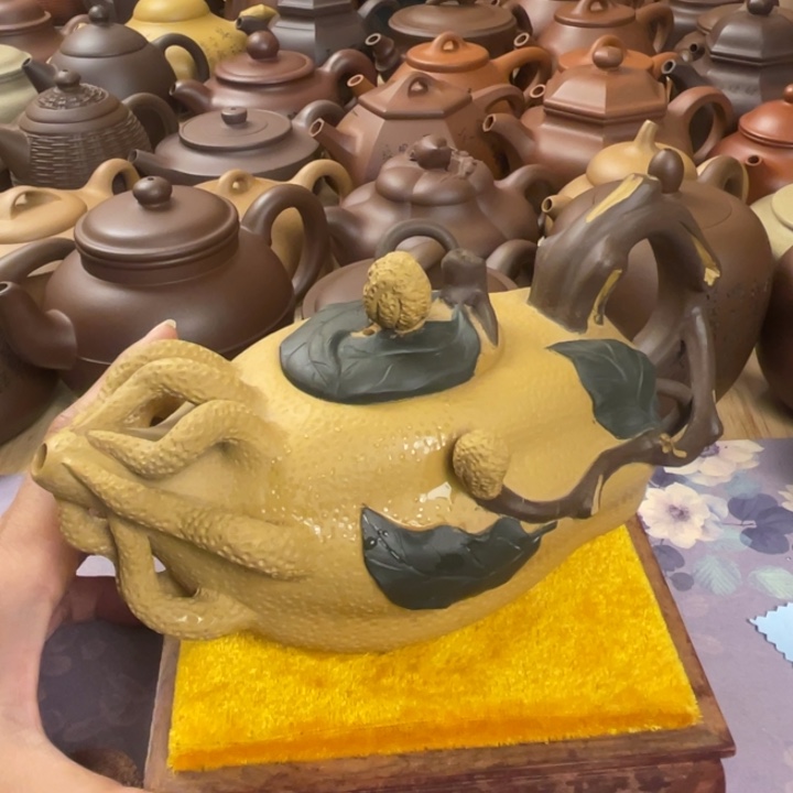 大***王段泥茶壶佛手壶   350毫升