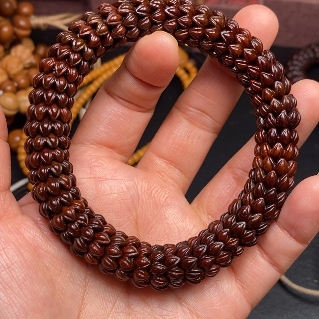 吊坠猴头核桃橄榄猴头