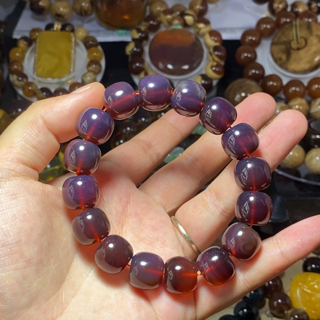 未镶嵌琥珀珠宝奇石