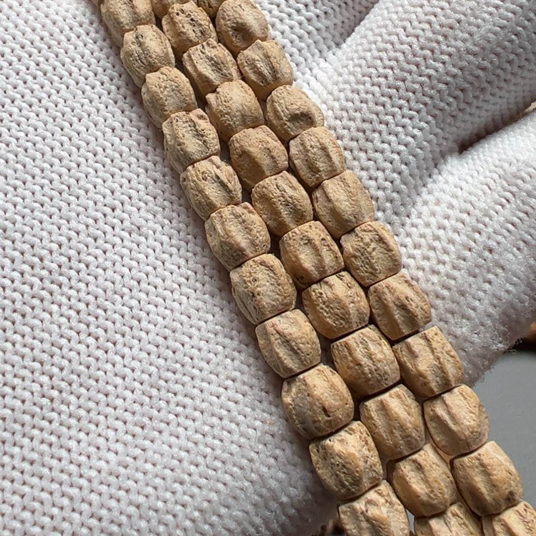 柏香籽/百香籽吊坠