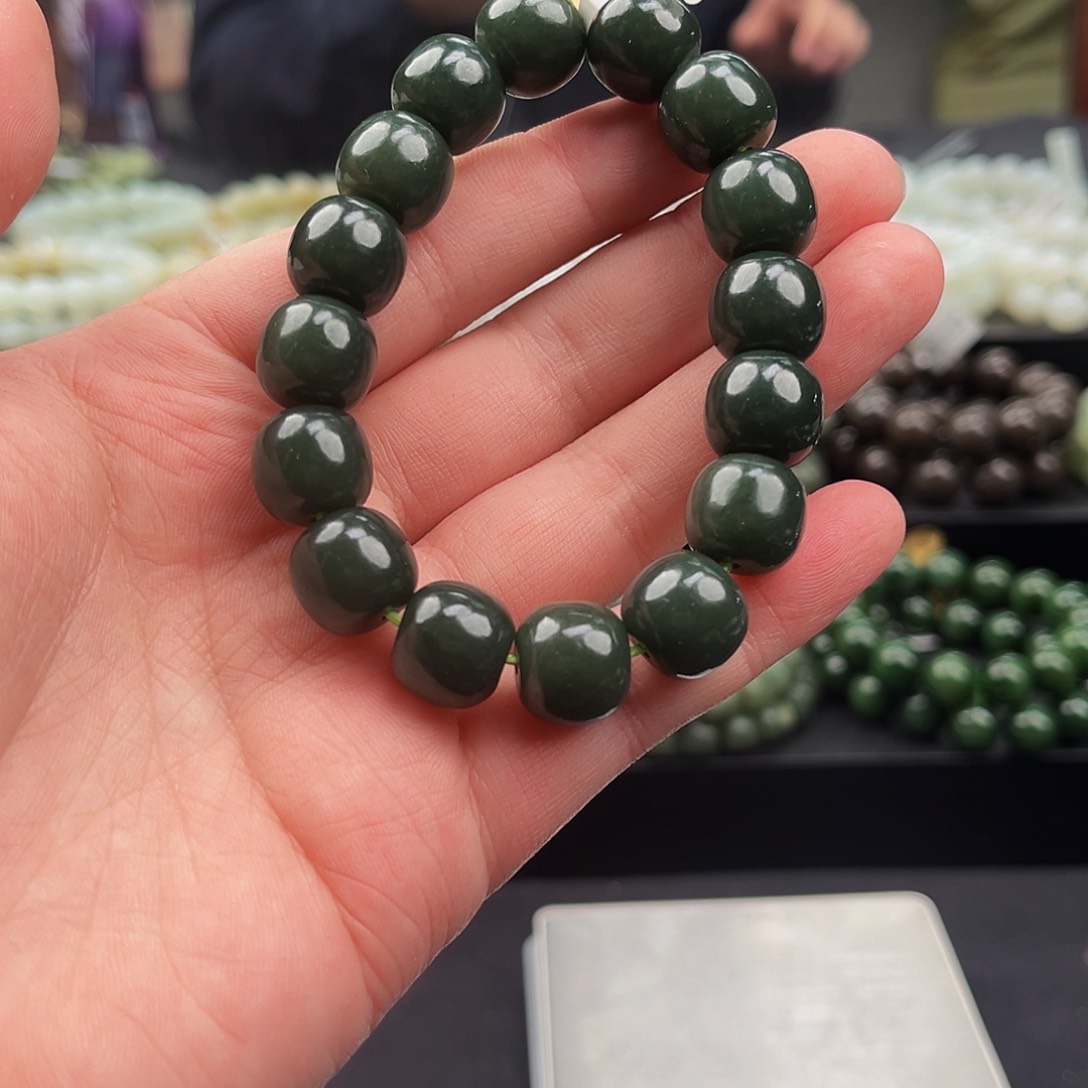 和田玉手串未镶嵌