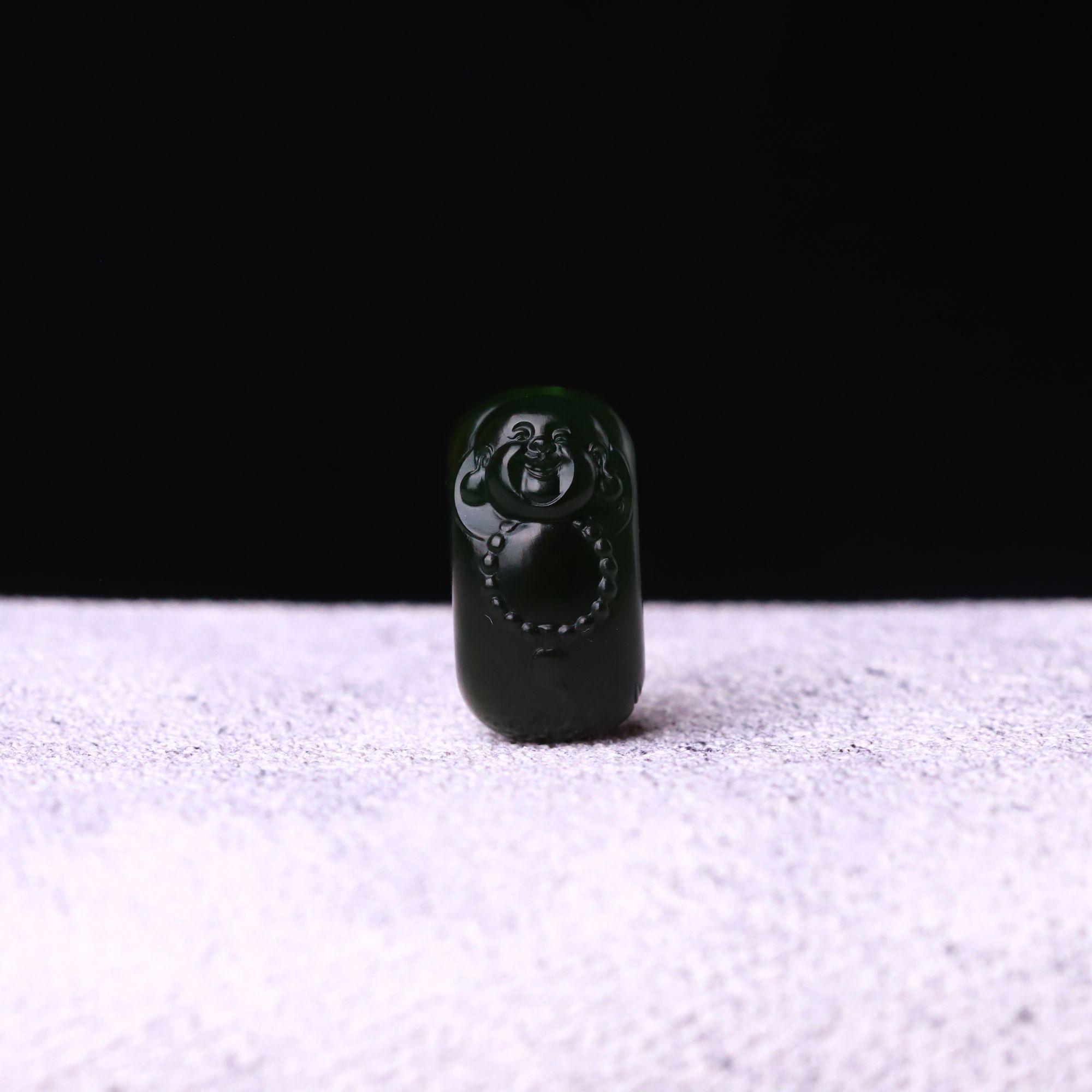 台前幕后出品和田玉碧玉老坑菠菜绿杨少春弥勒24x13x12mm