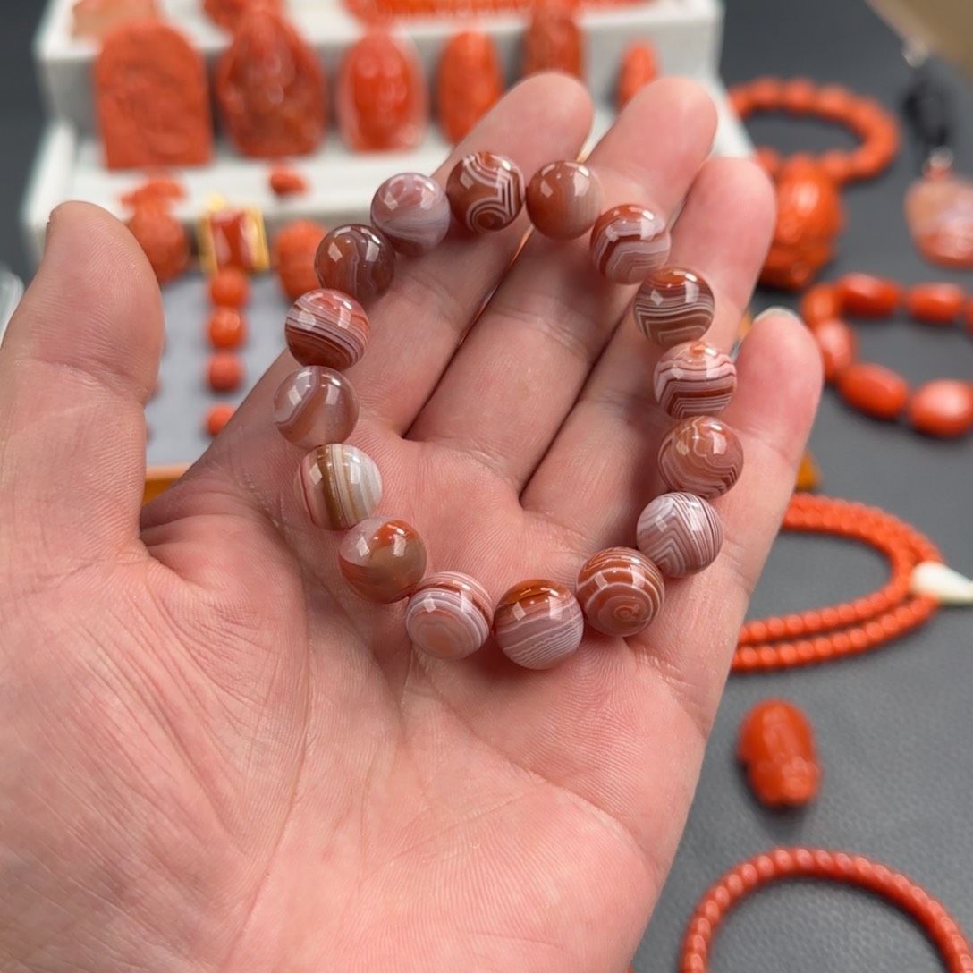南红玛瑙手串未镶嵌