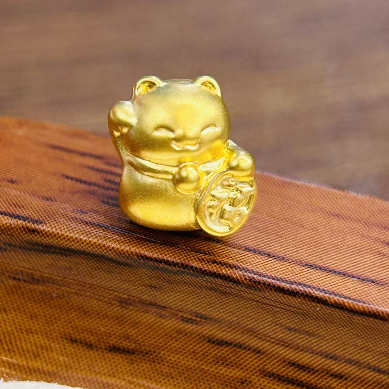 新金社黄金足金999小招福猫DP0644-0280