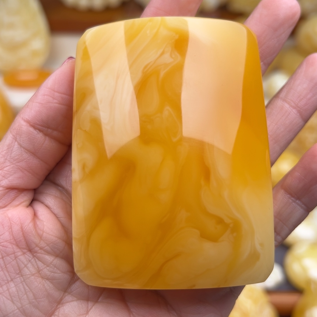 琥珀颈饰未镶嵌纯天然琥珀蜜蜡无优化