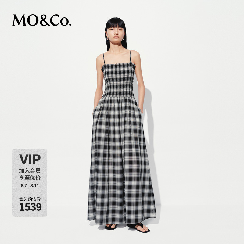 MOCO连衣裙2025夏新品轻薄天丝精纺抹胸高腰吊带裙长裙MBE2DRS091