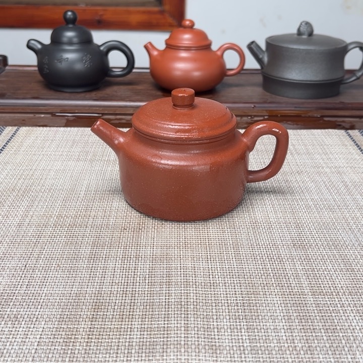 紫砂茶壶嘴部有点微瑕