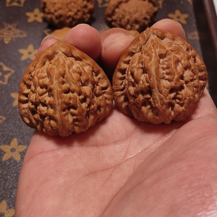 吊坠文玩核桃河*?