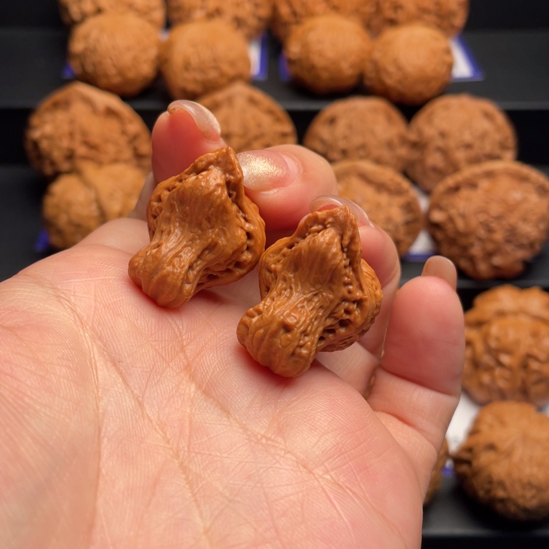 文玩核桃把件小鸟