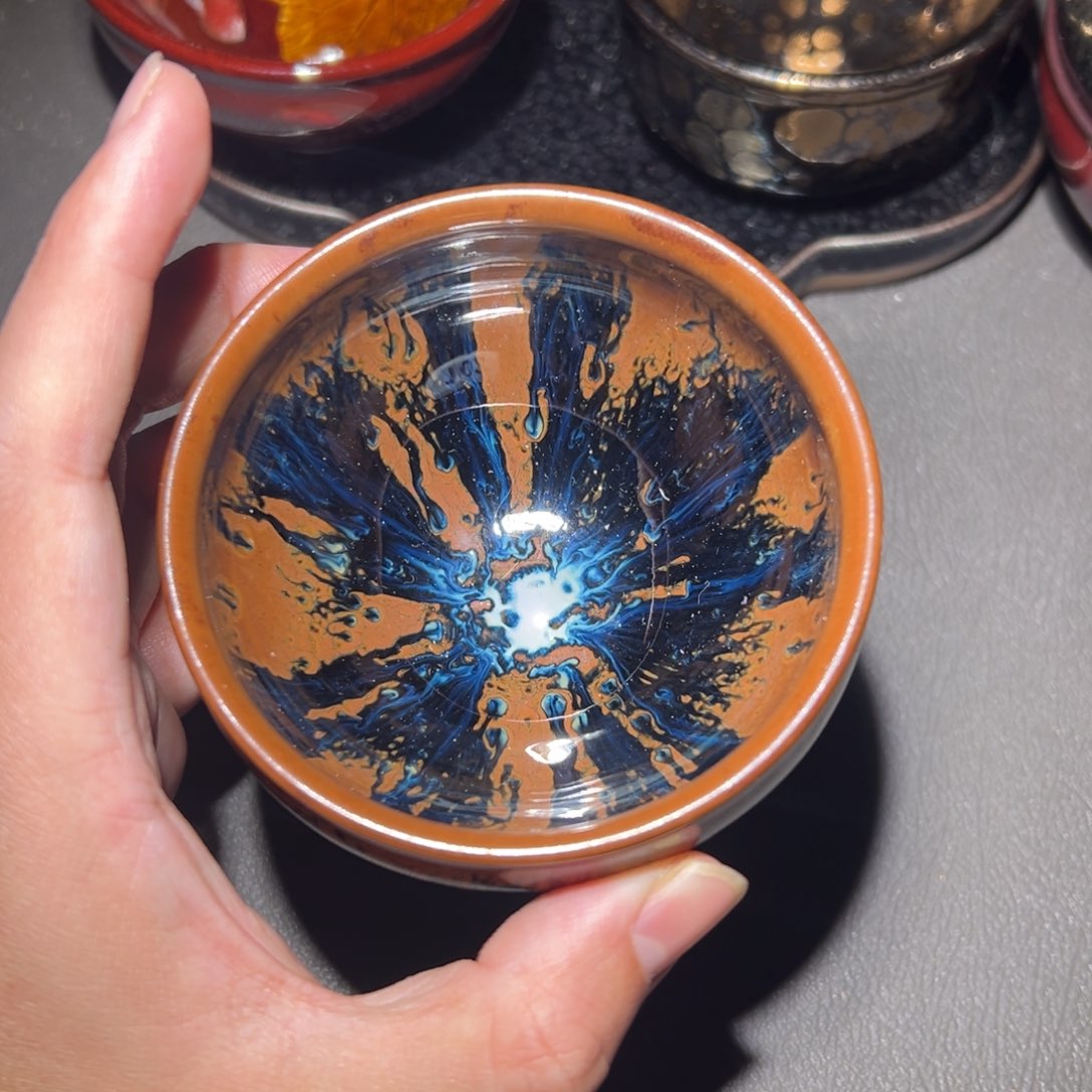 茶盏这个时候才会明白为什么有