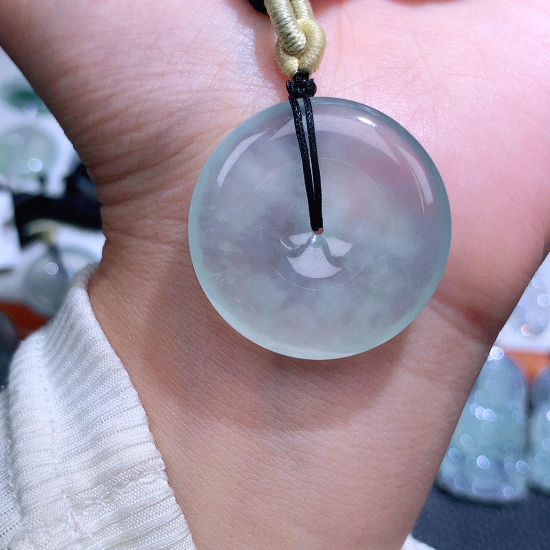 翡翠未镶嵌颈饰扣子