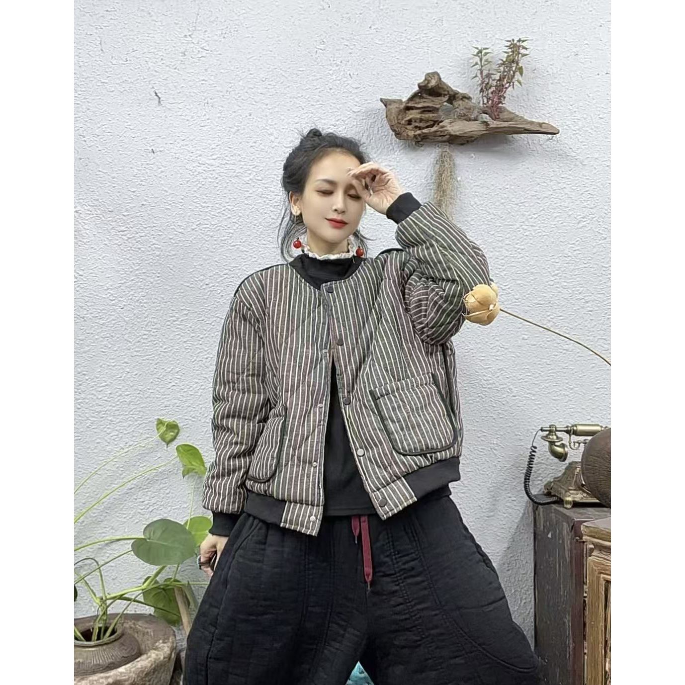 88826灰咖条夹棉棒球领拉扣棉袄外套（长60胸围134