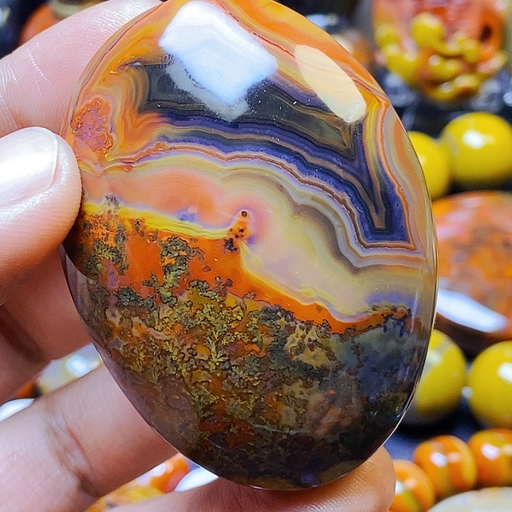 玛瑙/玉髓颈饰未镶嵌清*