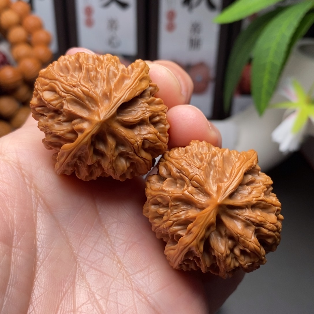 文玩核桃把件苹果园39