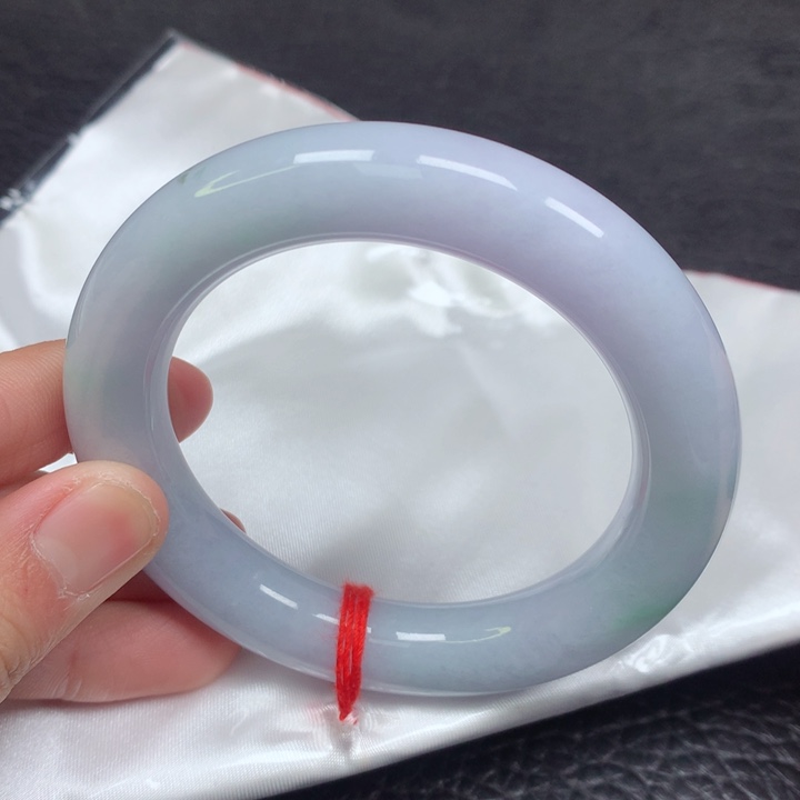 翡翠手镯（圆镯）未镶嵌