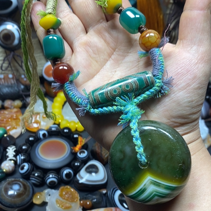 玛瑙/玉髓未镶嵌颈饰