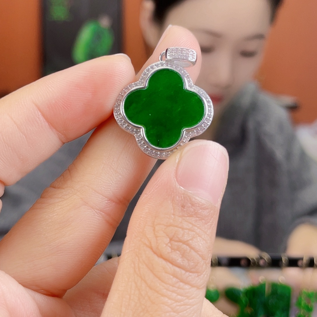 翡翠银S925镶嵌耳饰