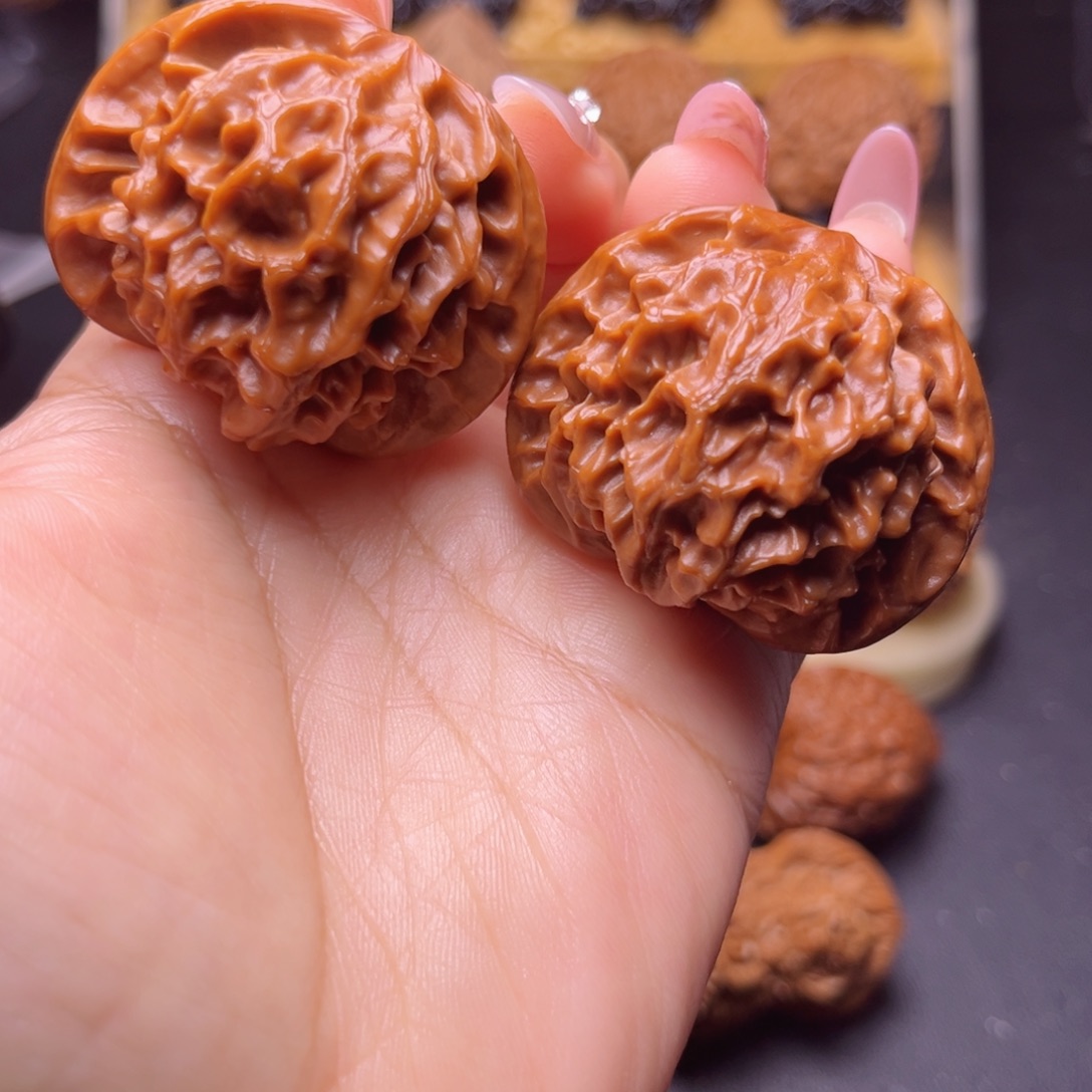 吊坠文玩核桃45尺红龙鳞