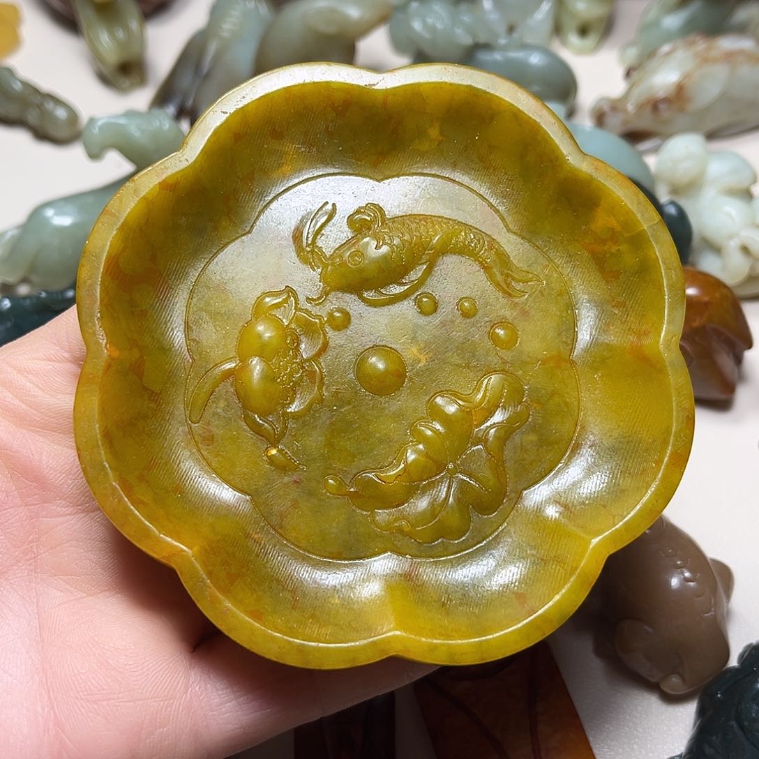 白玉菩提吊坠白玉菩提吊坠