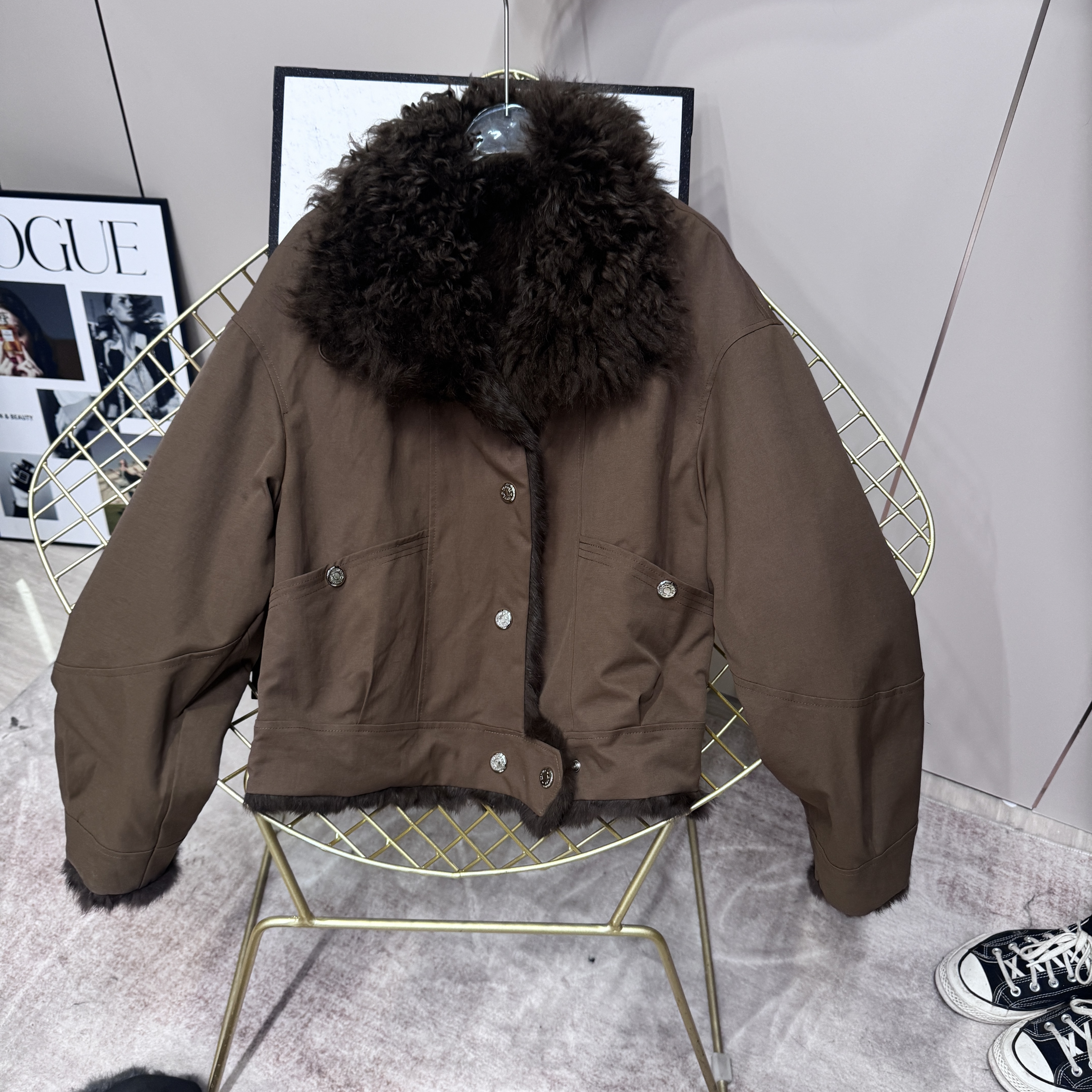 时尚百搭短外套女款芭莎领子6931