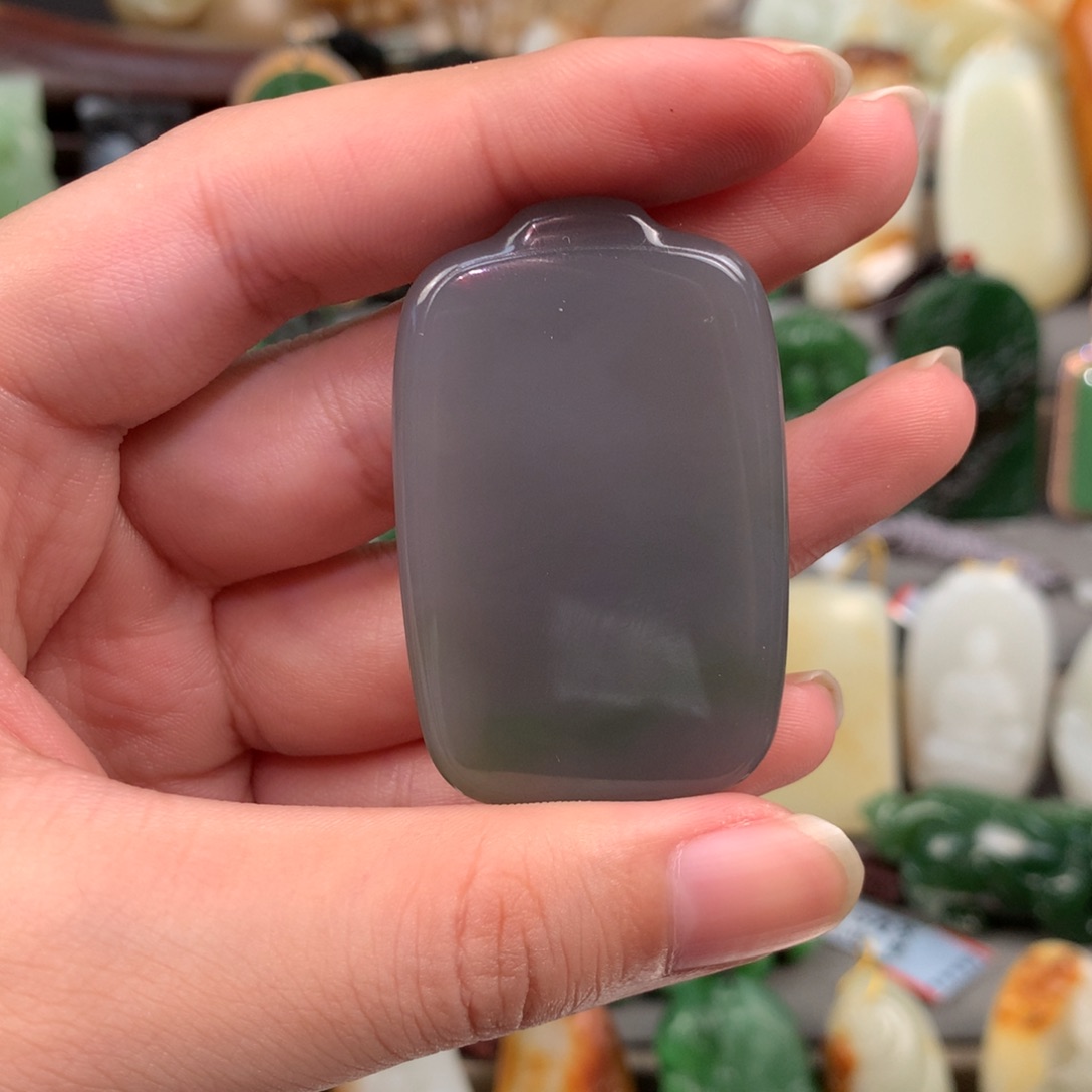 和田玉吊坠未镶嵌