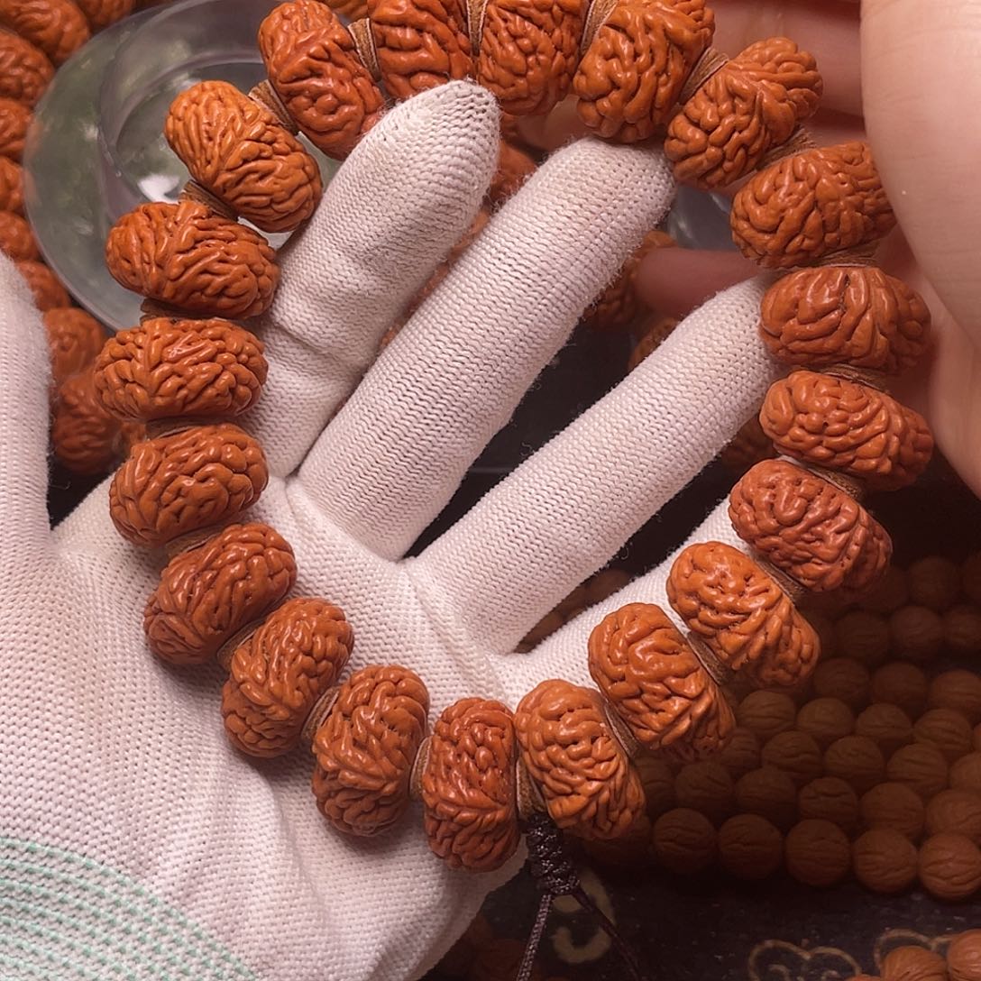 手串桃核红魔五爪金龙