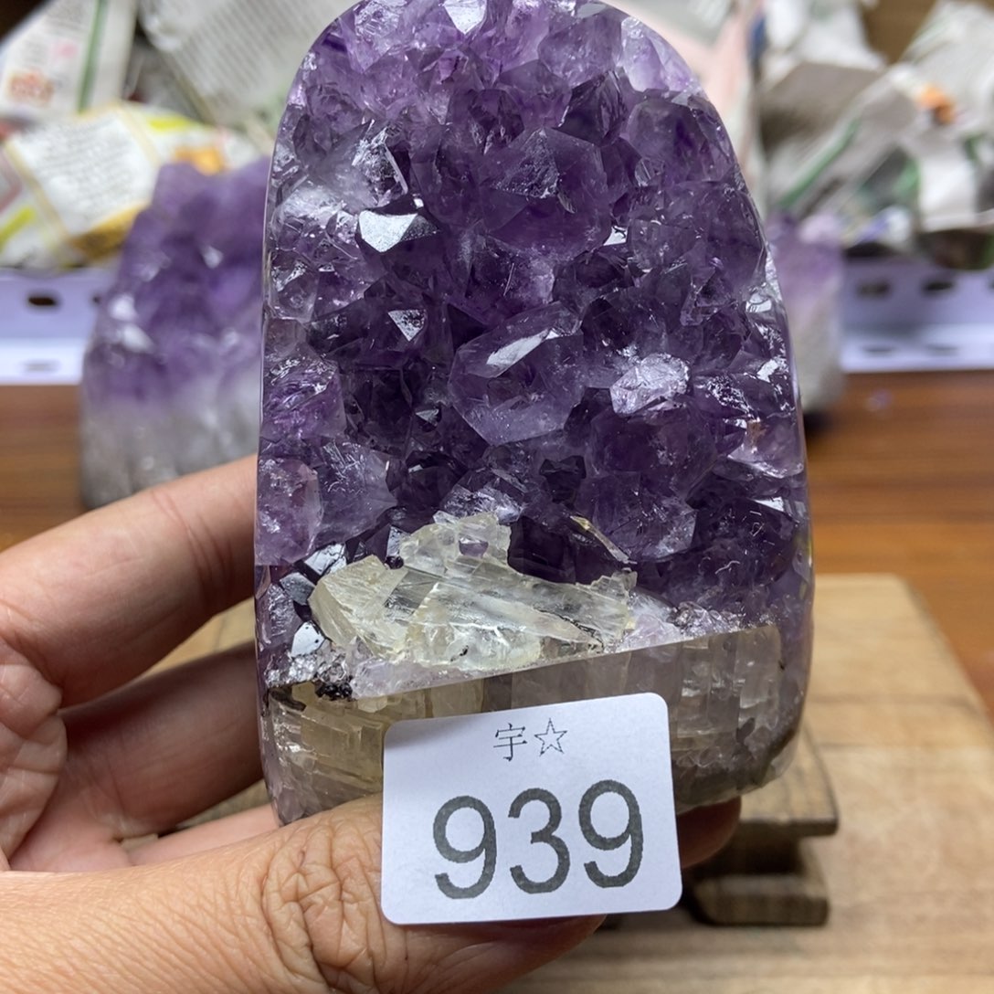 紫晶天然水晶摆件未镶嵌