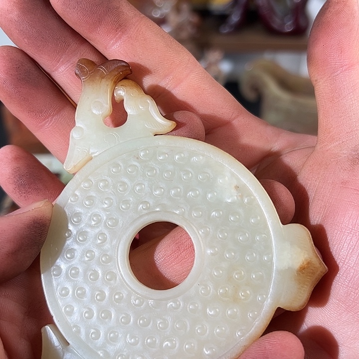 唤***人和田玉（糖玉）未镶嵌颈饰