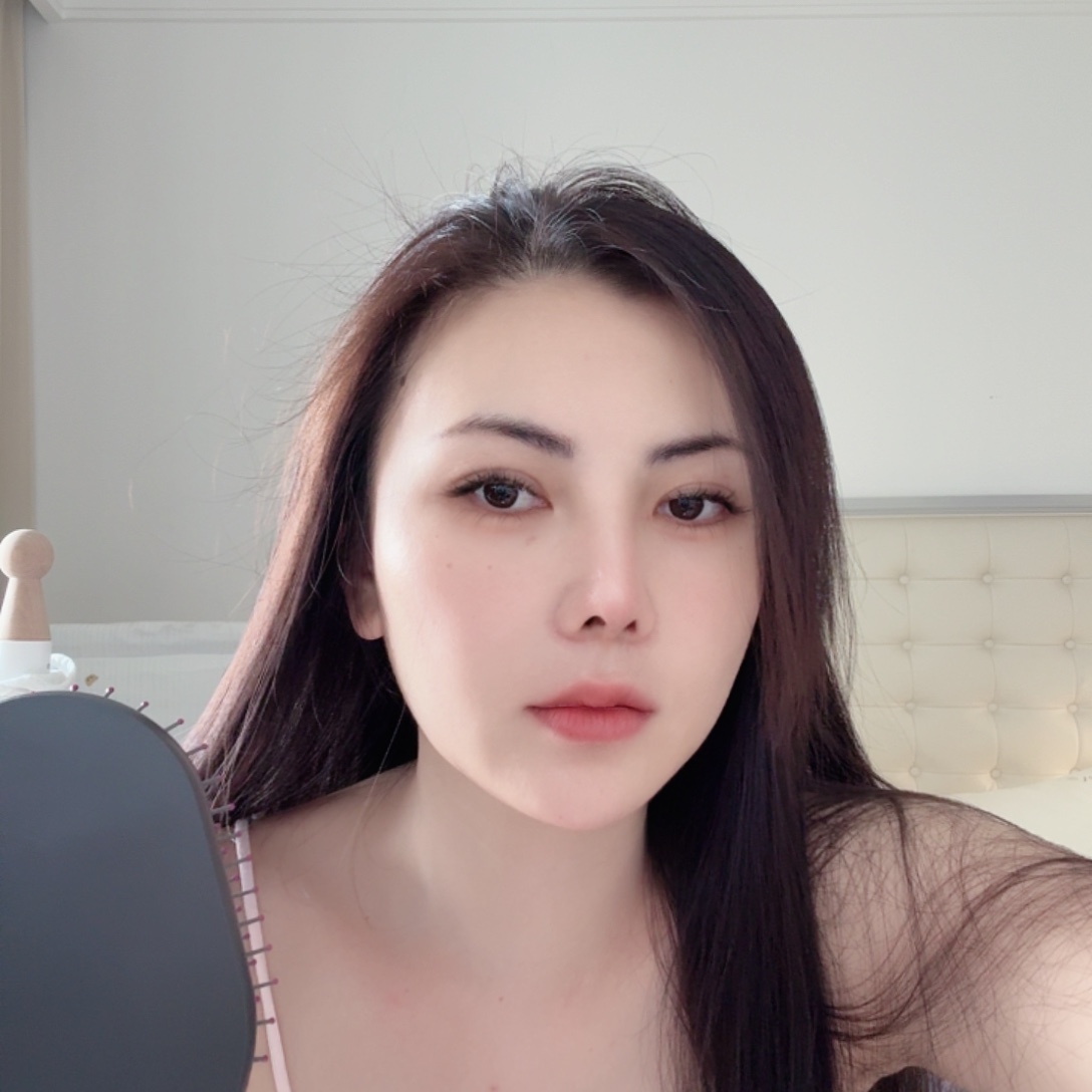 羊羔毛独家定制粉色上衣梅红