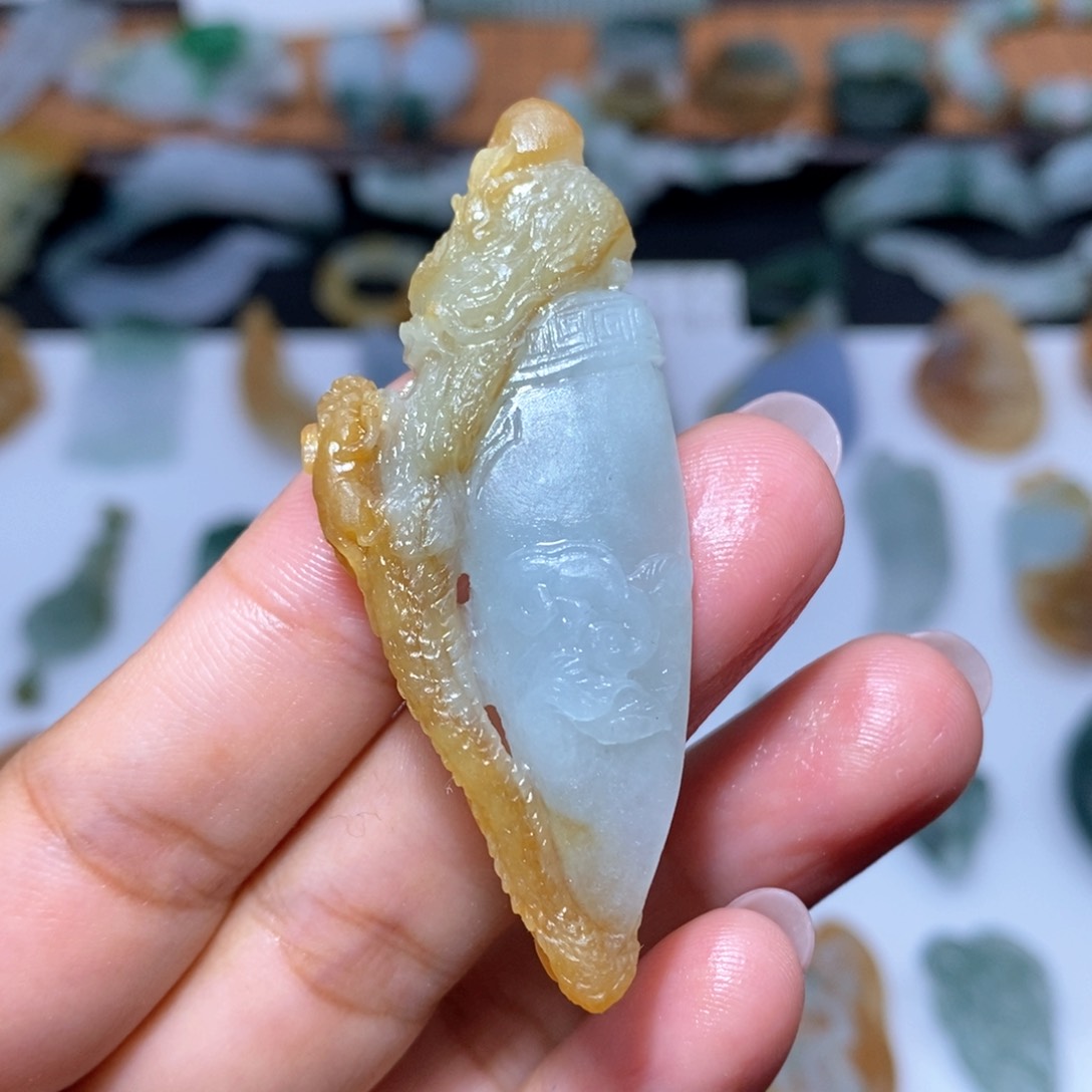 【闪购商品】定制翡翠未镶嵌牙