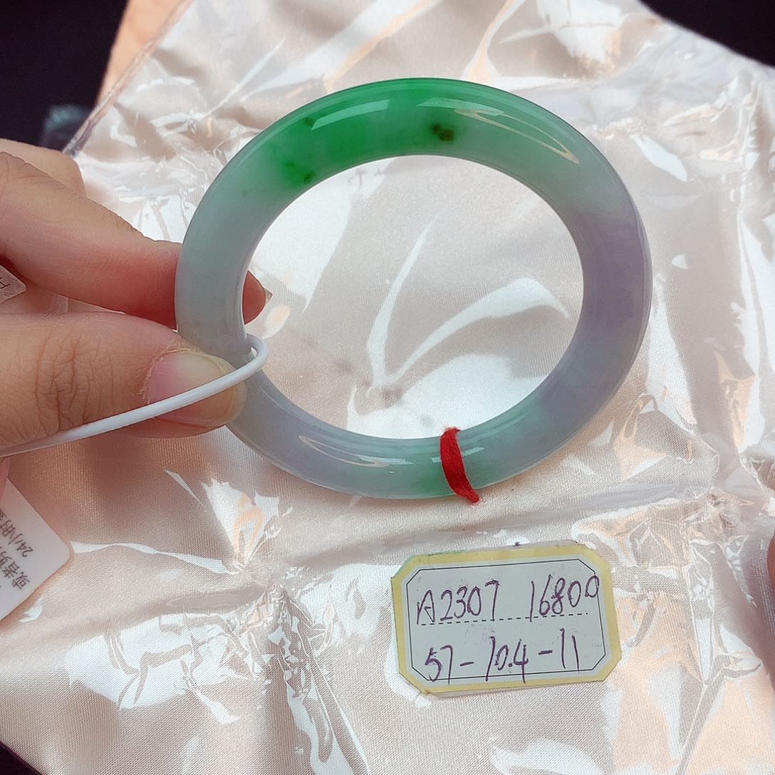 翡翠未镶嵌手镯缅甸翡翠