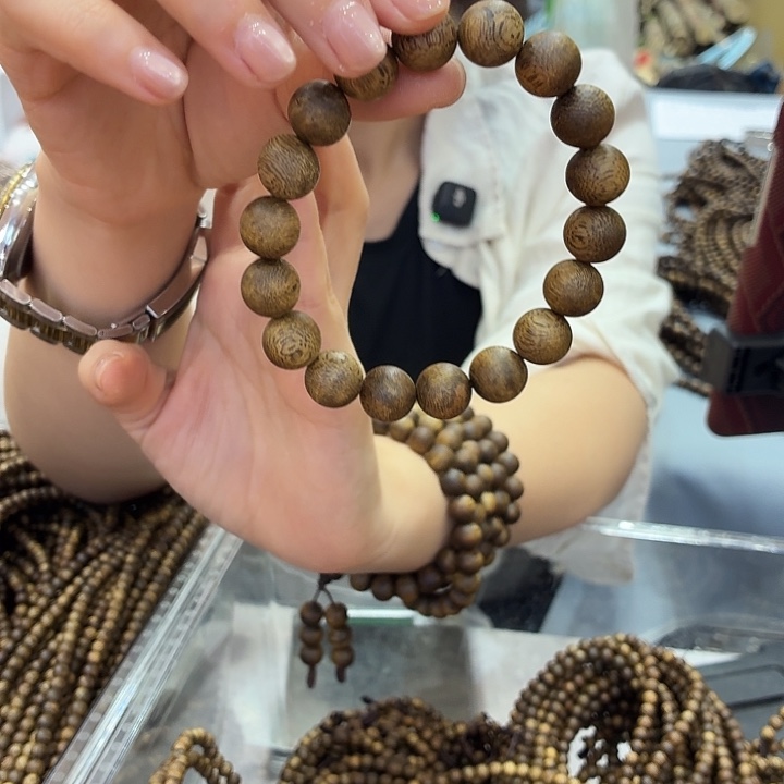 沉香手串圆珠单圈手串多样性发一