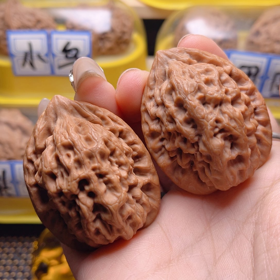 文玩核桃把件金公子