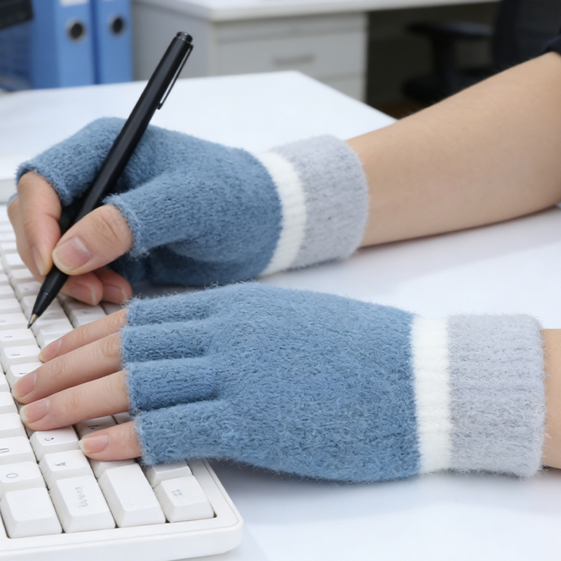 可爱简约手套女大学生秋冬季保暖针织露五指毛线可触屏可爱氛围感