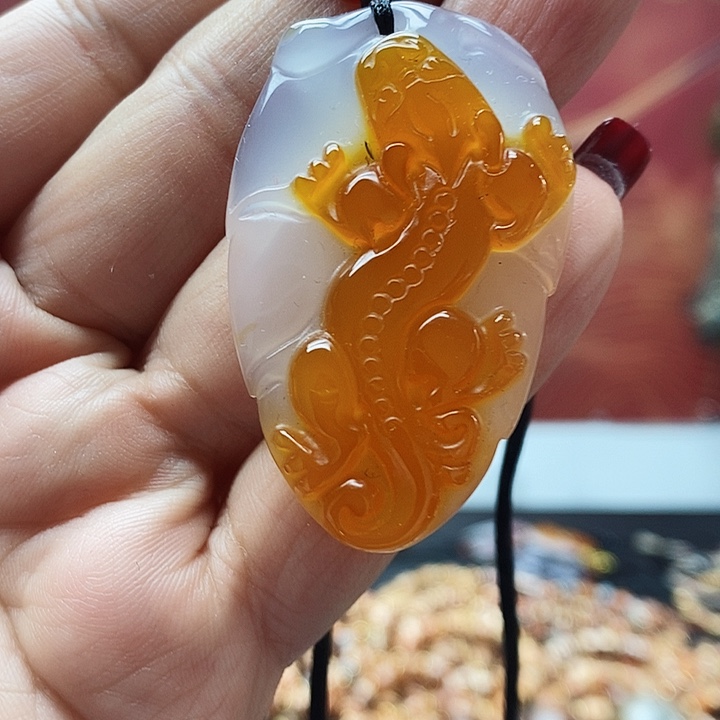 玛瑙/玉髓颈饰合金