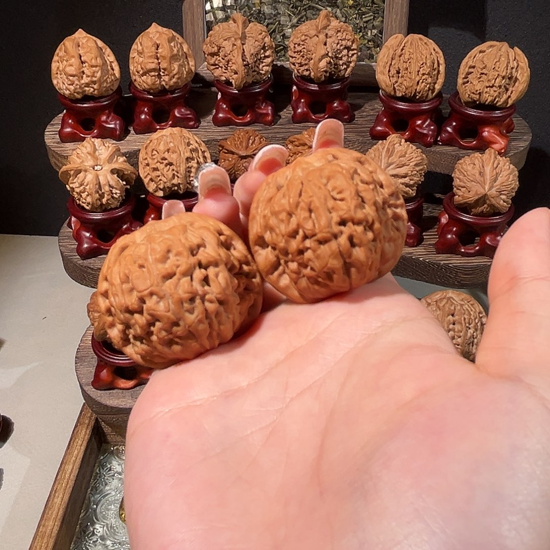 把件文玩核桃莲花