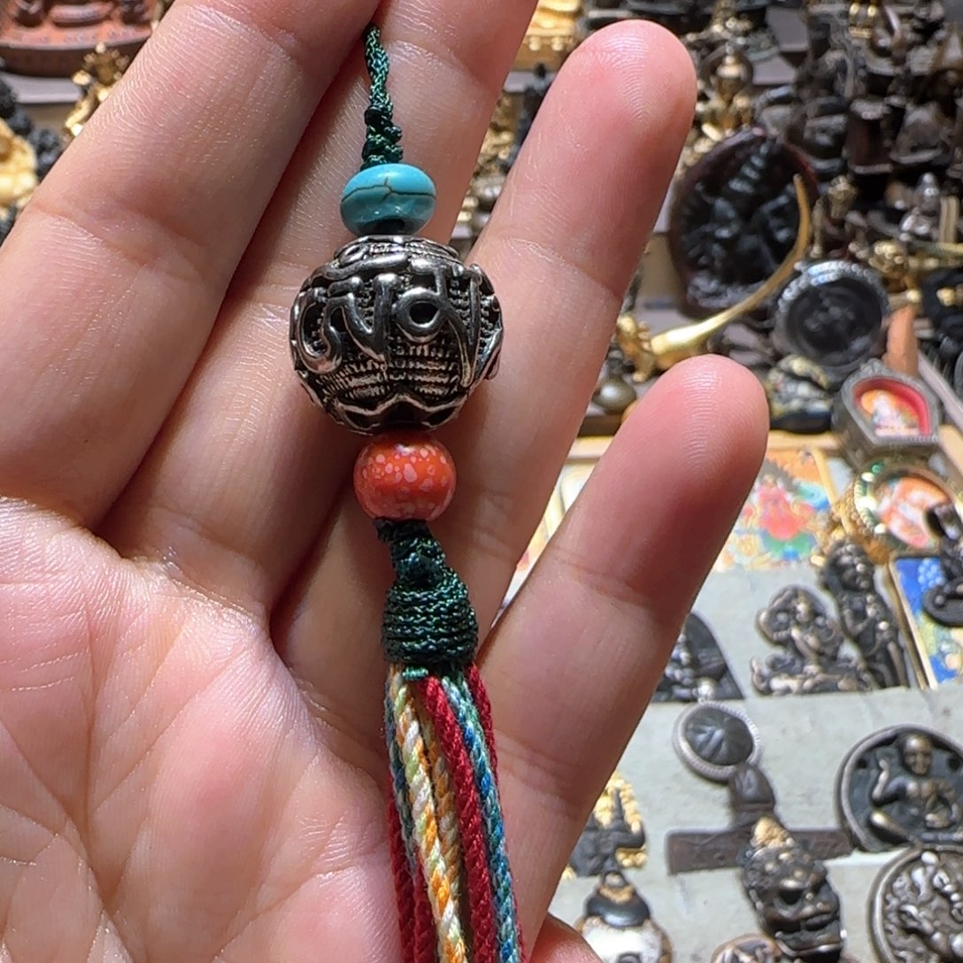 吊坠金刚菩提吊坠……………………吊坠尺寸约为