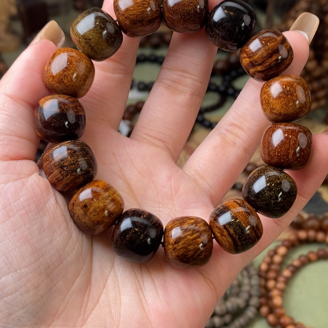 贡木手串/手链加*?1516多宝590