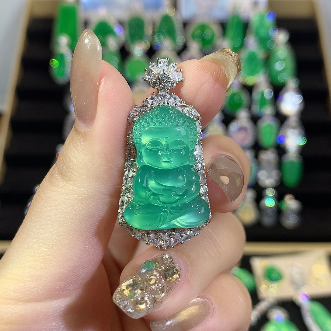 l***8玛瑙/玉髓银S925镶嵌颈饰