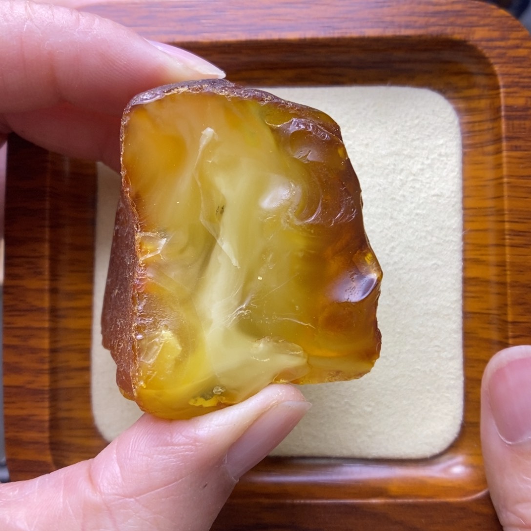 定制琥珀未镶嵌敏