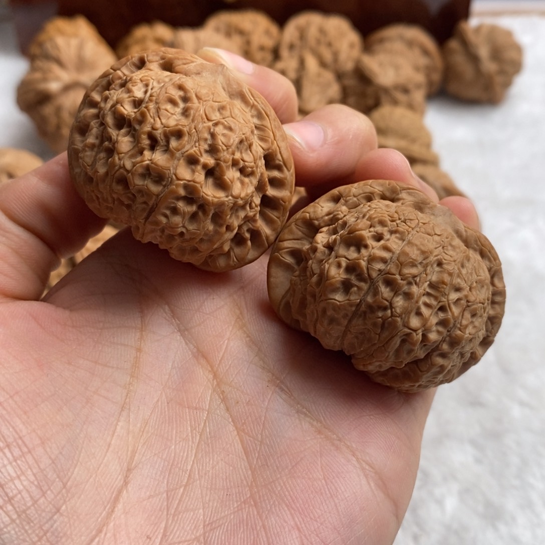 文玩核桃吊坠零*血麒麟